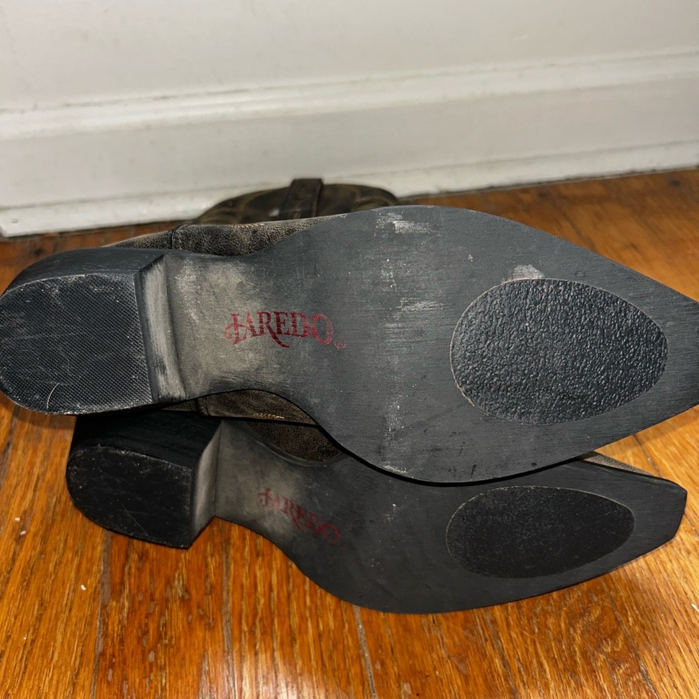 Embroidered Brown Cowboy Boots - image 4